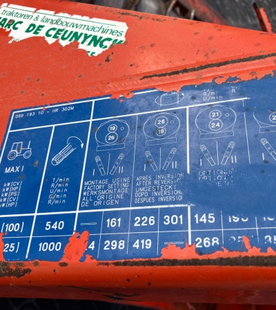 Kuhn HR 302 M Occasies/Demomachines - Frank Verhoest - landbouwvoertuigen & occasies - Claas partner
