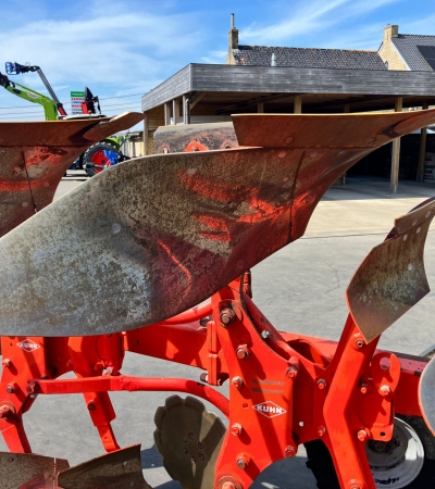 Kuhn Vari-Master 153 Occasies/Demomachines - Frank Verhoest - landbouwvoertuigen & occasies - Claas partner