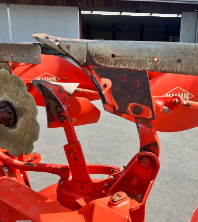 Kuhn Vari-Master 153 Occasies/Demomachines - Frank Verhoest - landbouwvoertuigen & occasies - Claas partner