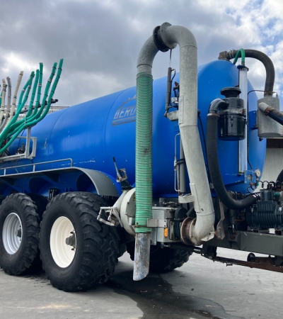 Deroo mengmesttank TR33 Occasies/Demomachines - Frank Verhoest - landbouwvoertuigen & occasies - Claas partner