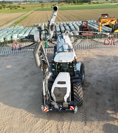 Claas Xerion 4000 + mengmesttank Occasies/Demomachines - Frank Verhoest - landbouwvoertuigen & occasies - Claas partner