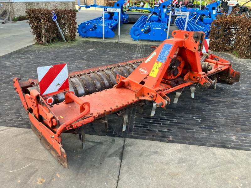 Kuhn HR 302 M